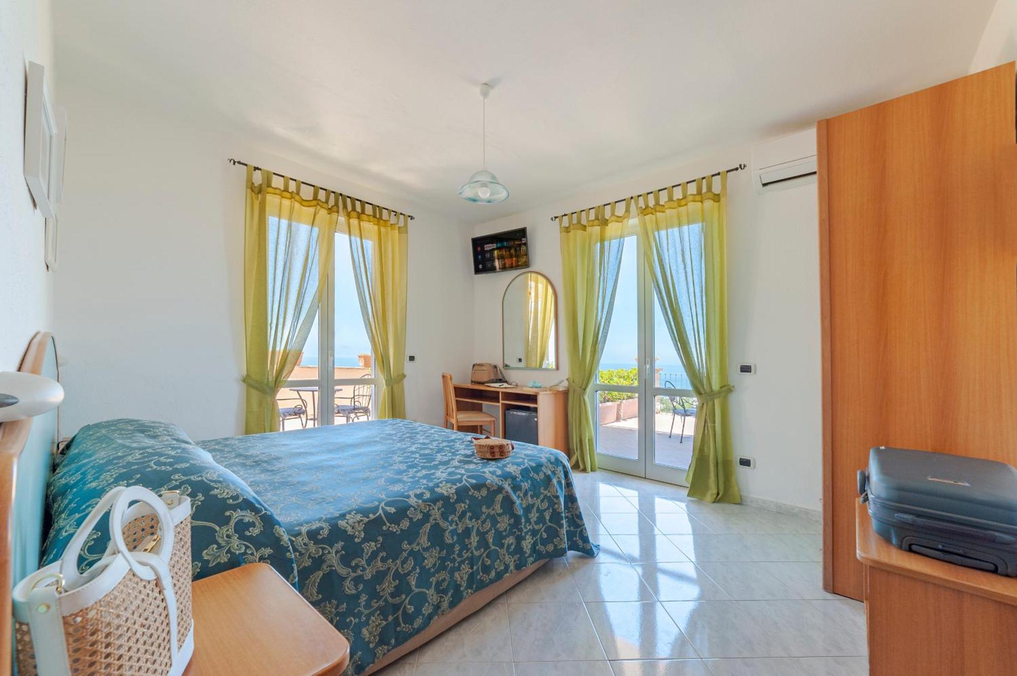 Hotel Poggio Del Sole Forio di Ischia Esterno foto